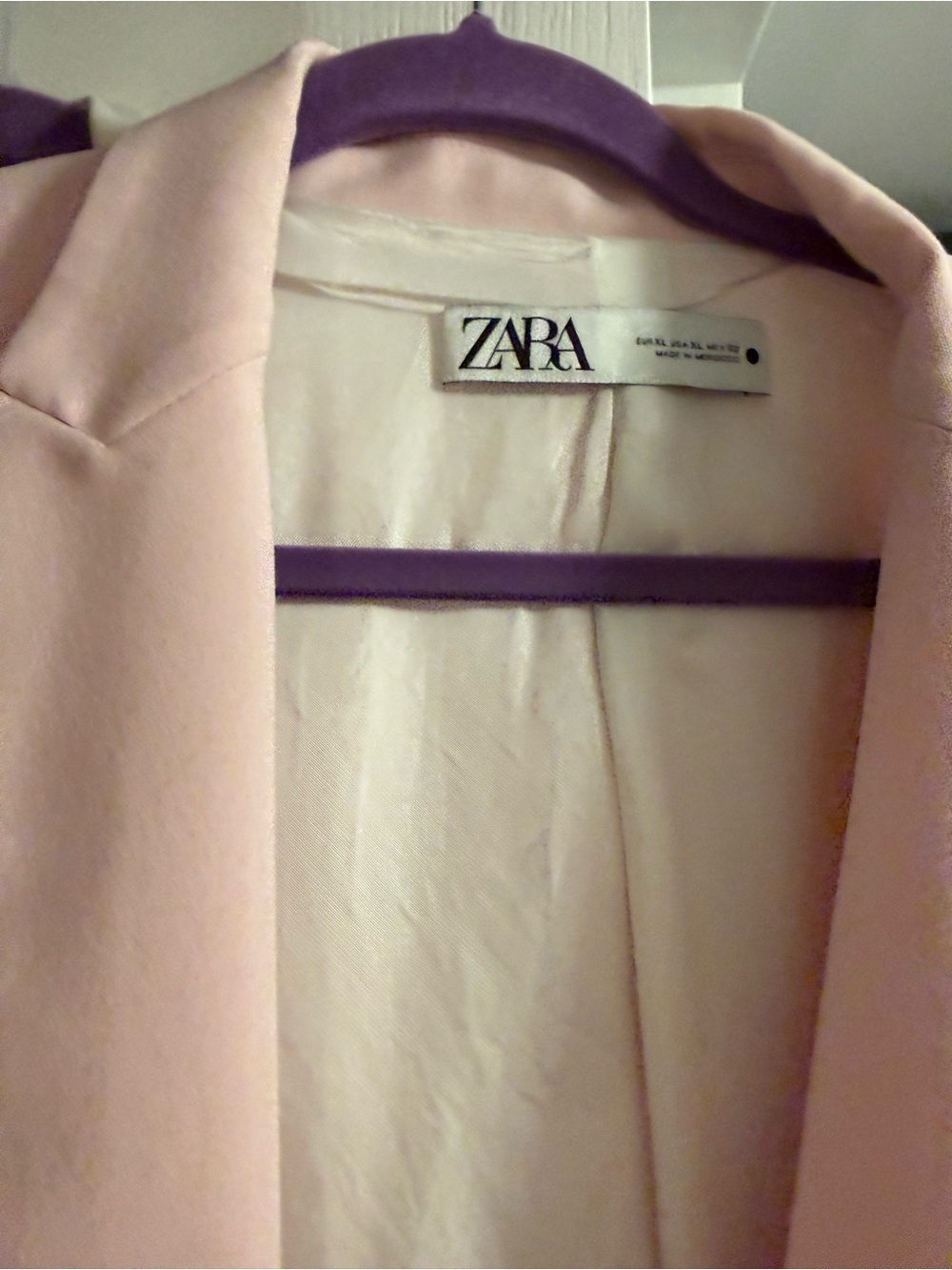 3 XL Blazers pink, black and sand color Zara H&M - Picture 2 of 6